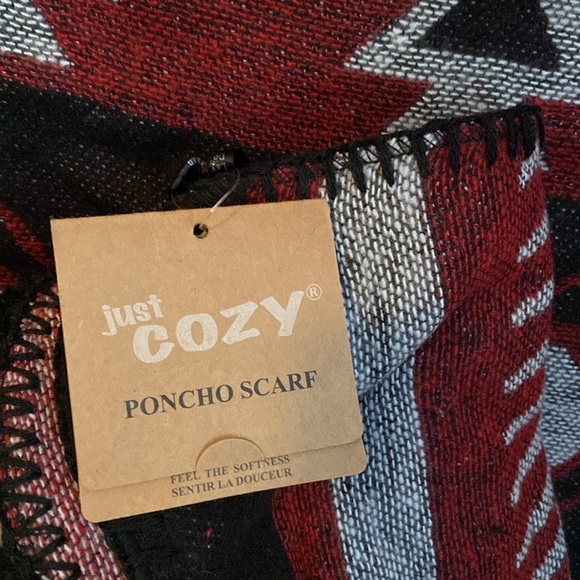 Poncho Scarf - Picture 6 of 7